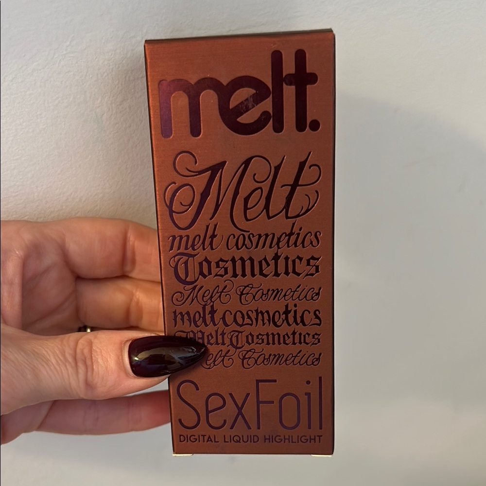 Melt Cosmetics SexFoil Liquid Highlight in chocolate dipped